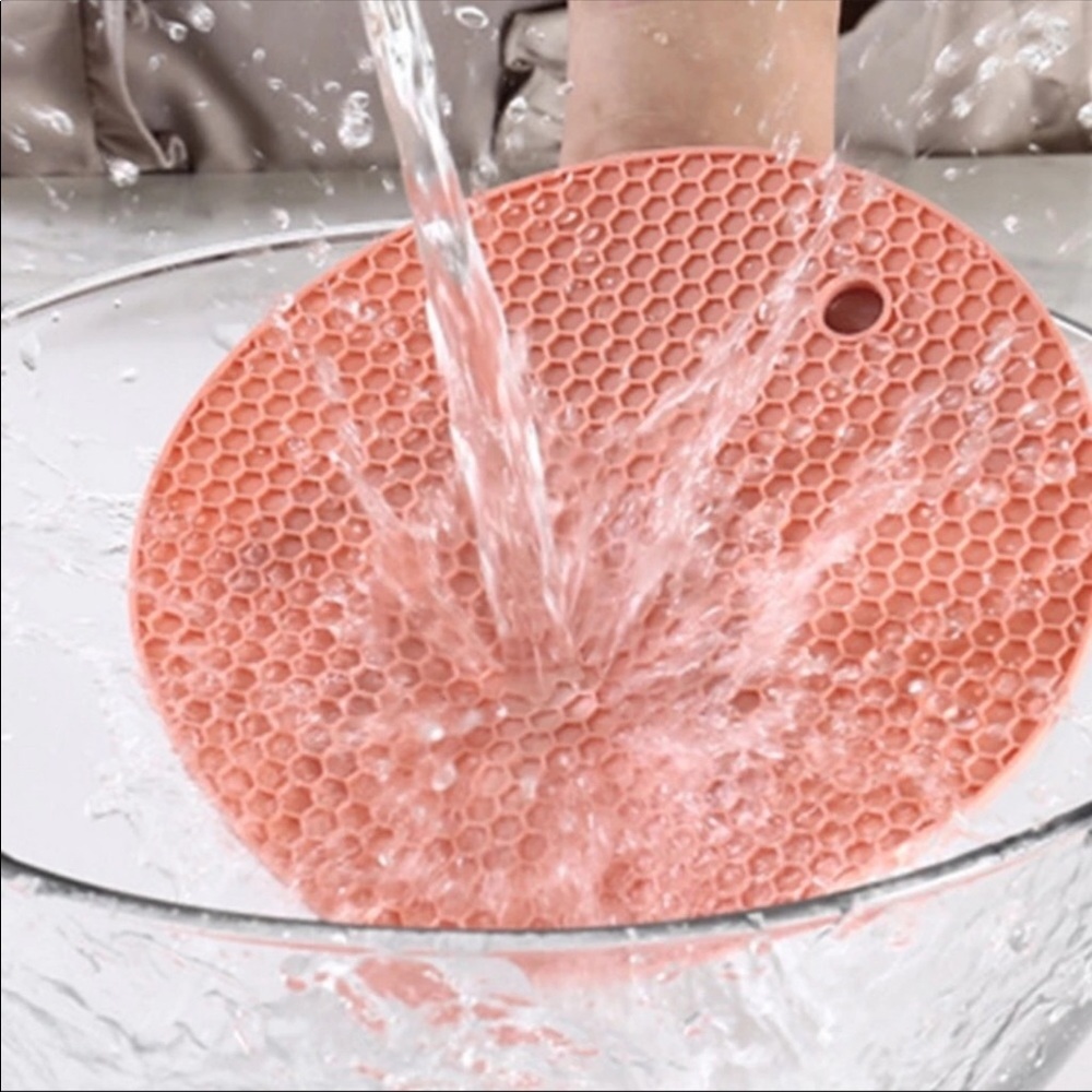 MULTIFUNCTIONAL HONEYCOMB SILICONE PAD - Picture 3 of 4